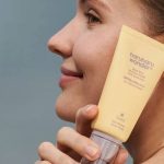 Haruharu - Wonder Black Rice Moisture Airyfit Daily Sunscreen SPF50+ PA++++ 50ml - Image 5